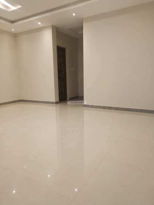 Villa 300 SQM Facing South East on 15m Width Street Al Salyhyah, East Jeddah, Jeddah