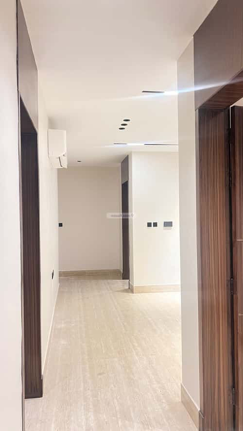 Apartment with 4 Bedrooms Al Muntazah, Aldammam