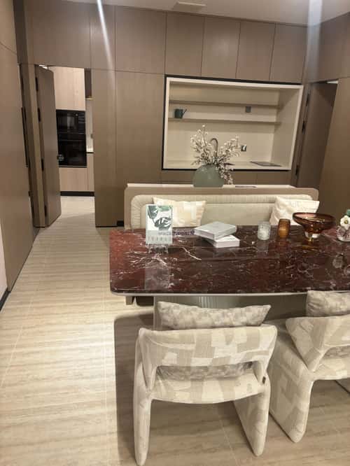 Floor 375 SQM with 4 Bedrooms Ar-Rimal, East Riyadh, Riyadh