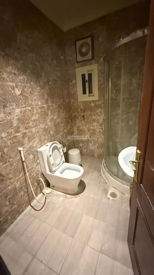 Semi-Furnished Apartment with 6 Bedrooms Al Marwah, North Jeddah, Jeddah