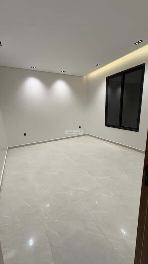Floor 285.66 SQM with 7 Bedrooms Okaz, South Riyadh, Riyadh