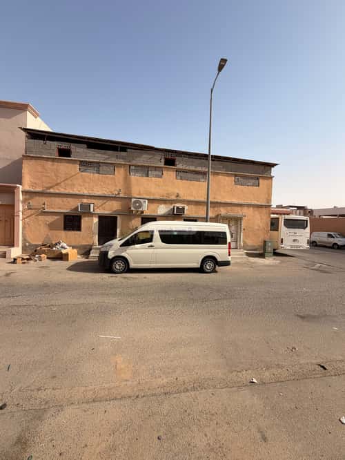 عمارة 322.2 متر مربع واجهة شمالية الحفيرة، الاحساء