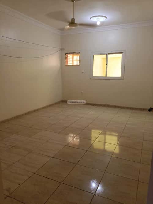 Building 752 SQM with 3 Floors Facing West Al Samer, East Jeddah, Jeddah