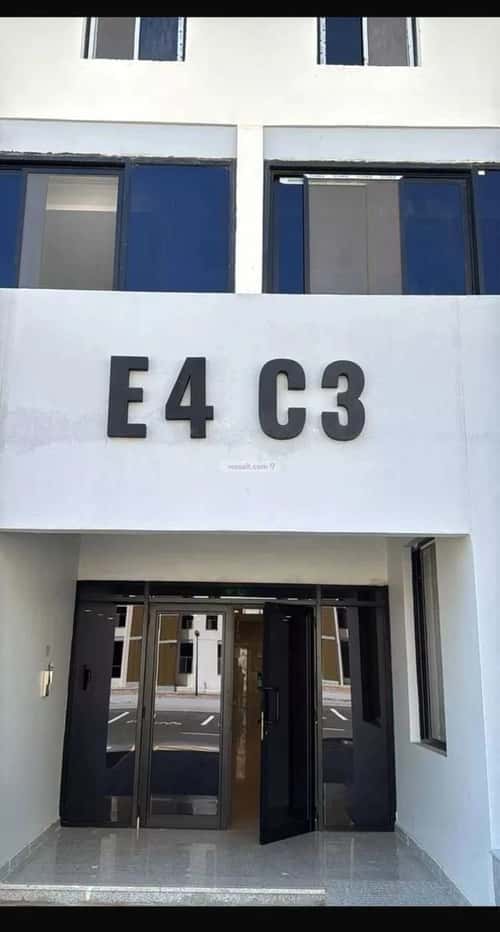 Apartment 239.83 SQM with 5 Bedrooms Al Malek Abdoulazez Airport, Jeddah