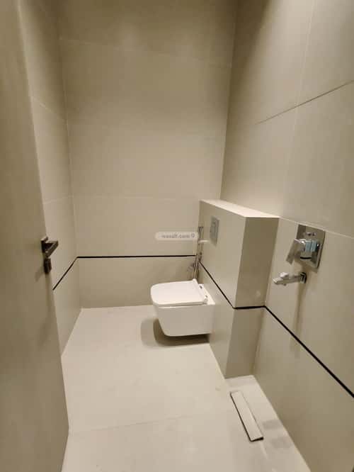 Floor 167.04 SQM with 5 Bedrooms Al-Yarmuk, East Riyadh, Riyadh