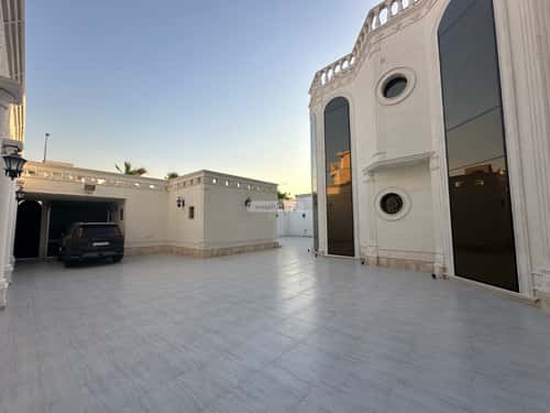 Villa 945 SQM with 2 Apartments Facing South Al-Muanisiyah, East Riyadh, Riyadh