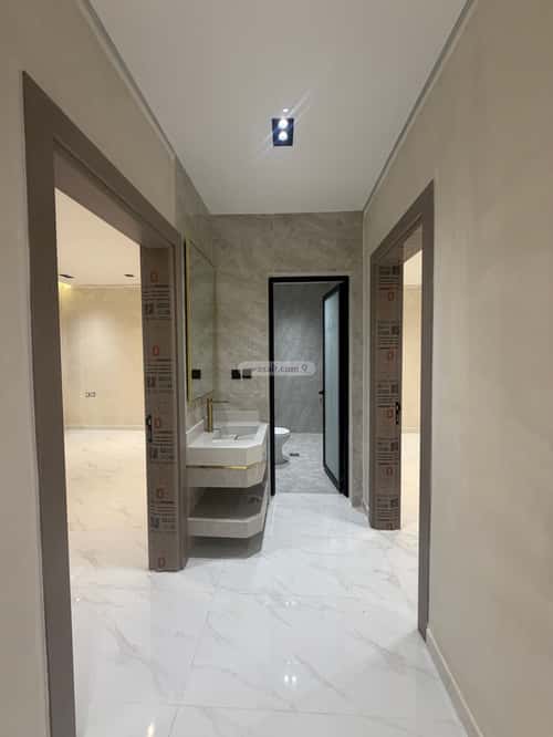 Apartment 171.23 SQM with 5 Bedrooms King Fahad Dist, Aldammam