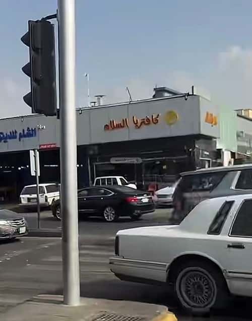 أرض مساحتها 892 متر مربع  المعارض، الطائف
