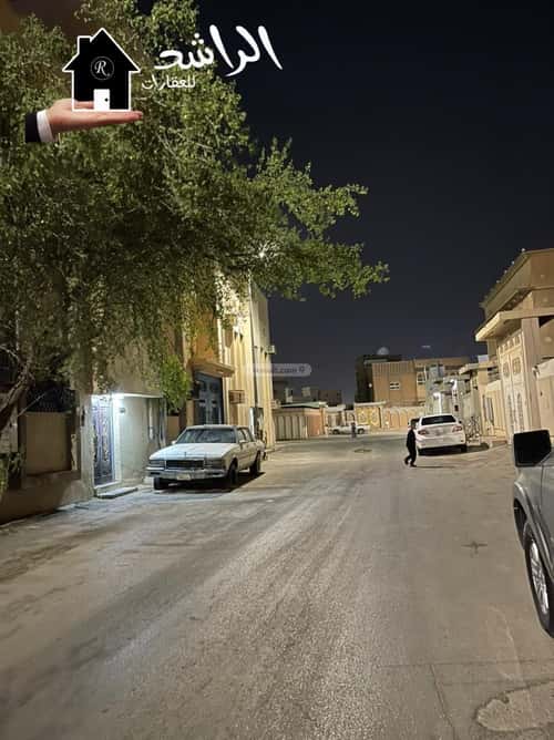 عمارة 221 متر مربع واجهة غربية وسط المدينة، عنيزة