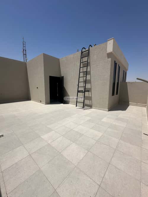 Floor 257.28 SQM with 5 Bedrooms Al-Janadriyah, East Riyadh, Riyadh