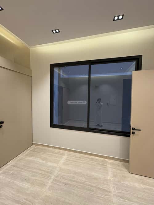 Floor 199.29 SQM with 8 Bedrooms Al-Janadriyah, East Riyadh, Riyadh