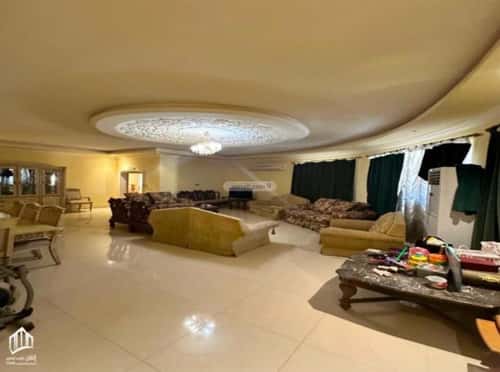 Villa 816 SQM Facing North West on 15m Width Street Ishbiliyah, East Riyadh, Riyadh
