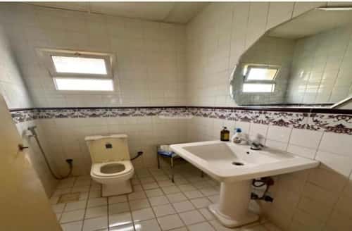 Villa 816 SQM Facing North West on 15m Width Street Ishbiliyah, East Riyadh, Riyadh