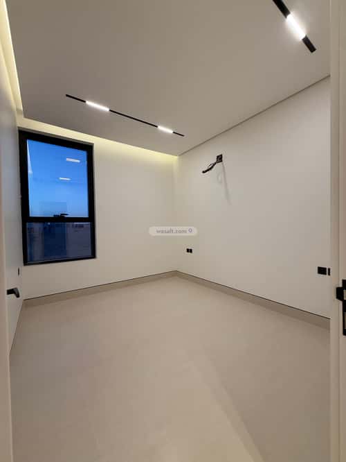 Villa 200 SQM Facing West on 25m Width Street As-Safa, Central Riyadh, Riyadh