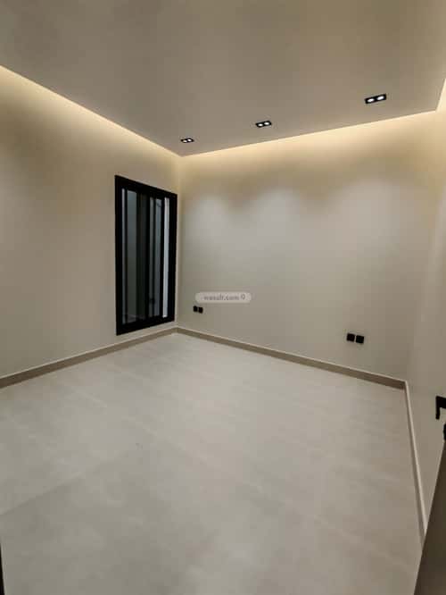 Floor 155.76 SQM with 5 Bedrooms Al-Maizaliyah, East Riyadh, Riyadh