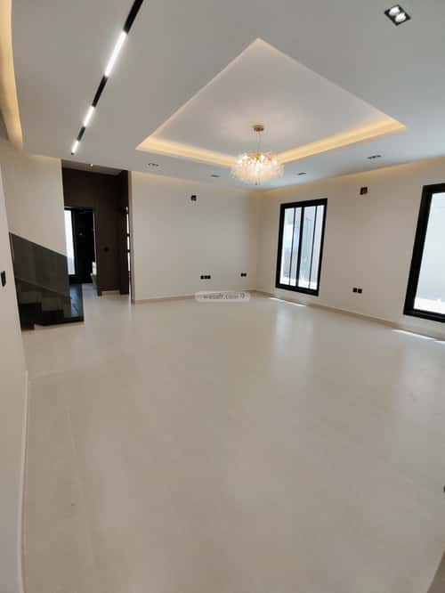 Floor 228.52 SQM with 6 Bedrooms Al-Maizaliyah, East Riyadh, Riyadh