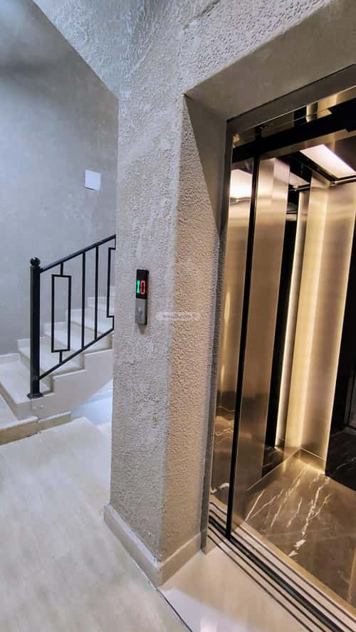 Apartment with 4 Bedrooms Al- Nadwah, East Riyadh, Riyadh