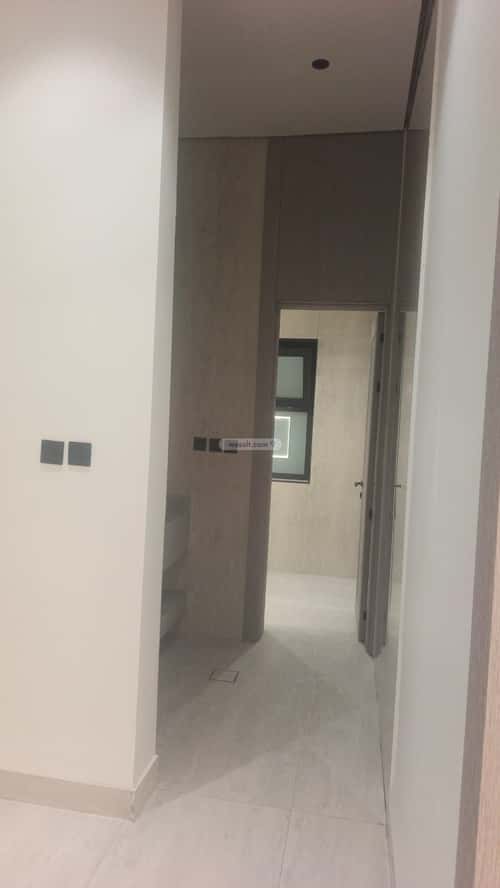 Villa 250 SQM King Fahad Dist, Aldammam
