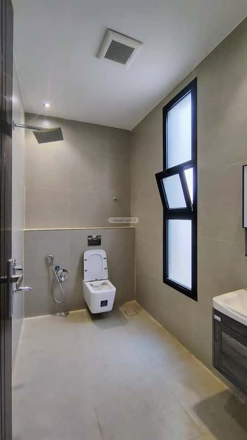 Apartment with 5 Bedrooms Al-Arid, North Riyadh, Riyadh