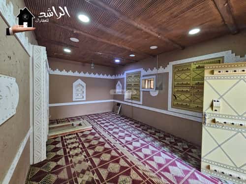 Villa 411.8 SQM Facing East on 40m Width Street City Center, Eanizah