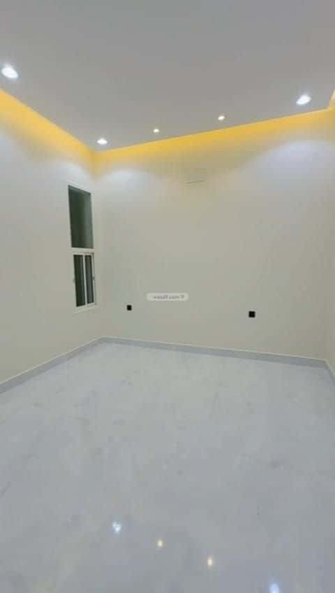 Floor with 9 Bedrooms Al-Yarmouk, Khamis Mushait
