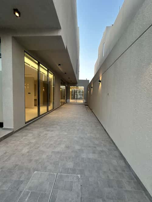 Villa 312.5 SQM Facing South on 18m Width Street Al Seef, Aldammam