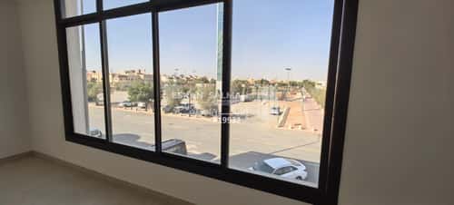 فيلا 250 متر مربع شرقية على شارع 40م إشبيلية، شرق الرياض، الرياض