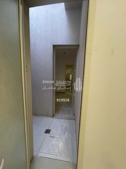 Villa 225.71 SQM Facing North on 18m Width Street Ar-Rimal, East Riyadh, Riyadh