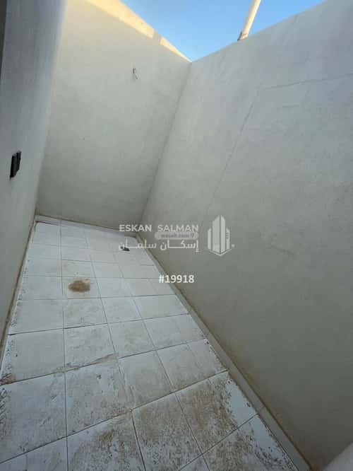Villa 225.71 SQM Facing North on 18m Width Street Ar-Rimal, East Riyadh, Riyadh