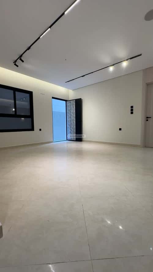 Apartment 185.9 SQM with 5 Bedrooms Al Shooalah, Aldammam
