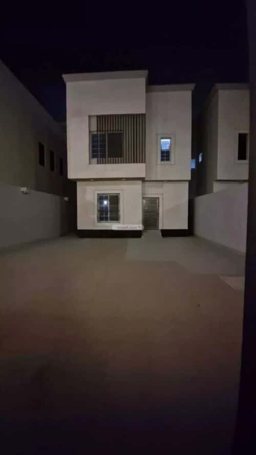 Villa 350 SQM Facing South with 5 Bedrooms Al Shooalah, Aldammam