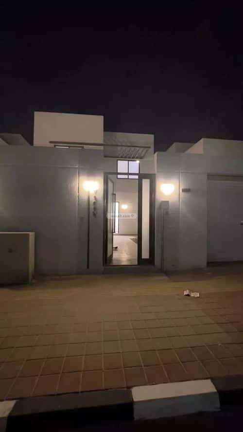 Villa 249.55 SQM Facing East with 5 Bedrooms Al-Iskan Al-Janoubi, Aldammam