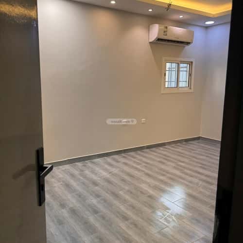 Villa 210 SQM Facing East with 6 Bedrooms Al-Muanisiyah, East Riyadh, Riyadh