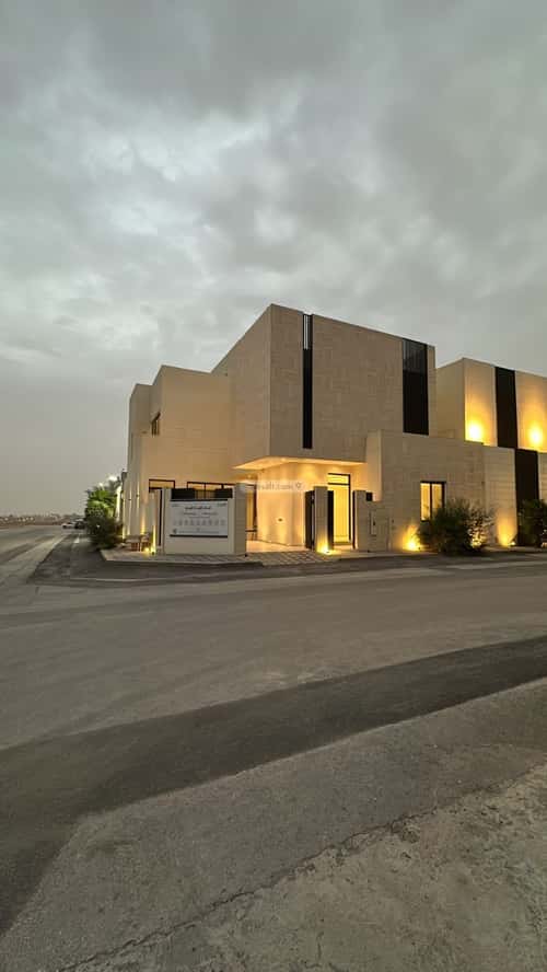 Villa 300 SQM Al-Mahdiyah, West Riyadh, Riyadh