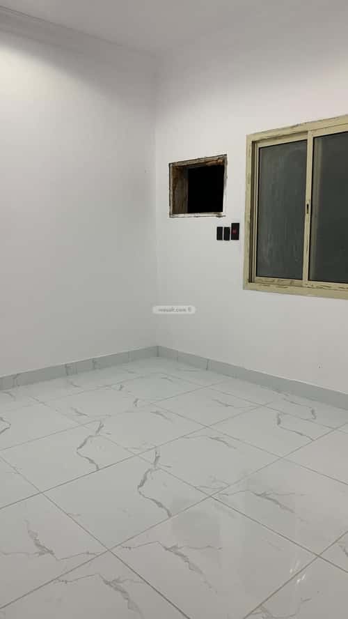Building 705 SQM Facing North Al Jawhrah, Aldammam