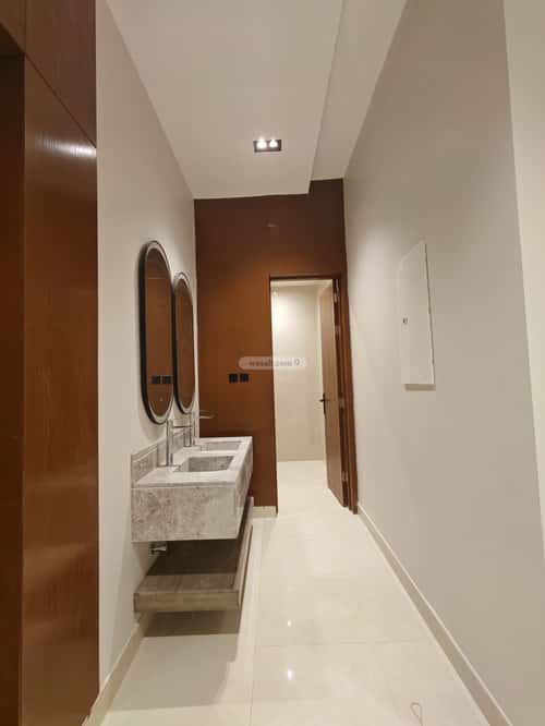 Floor 170 SQM with 5 Bedrooms Al-Yarmuk, East Riyadh, Riyadh