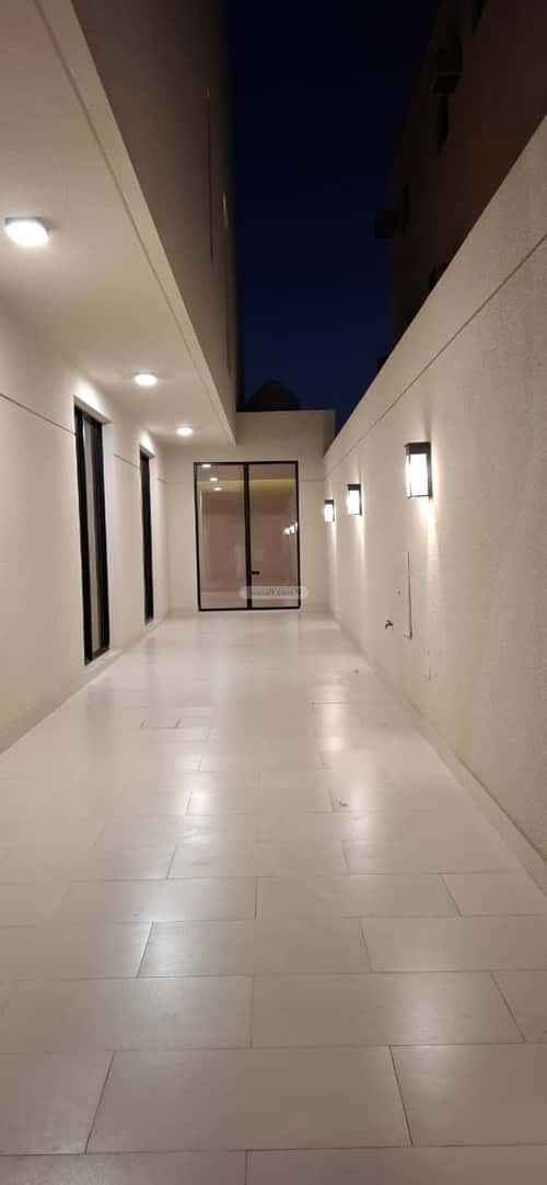 Villa 250 SQM King Fahad Dist, Aldammam