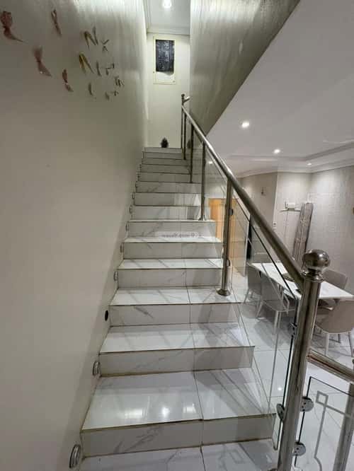 Apartment with 5 Bedrooms As-Sahafa, North Riyadh, Riyadh