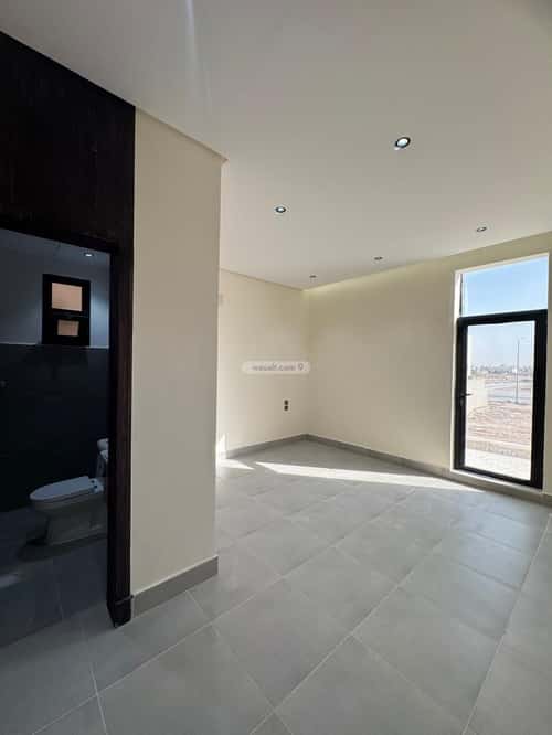 Villa 272.98 SQM Facing West on 18m Width Street Al-Janadriyah, East Riyadh, Riyadh
