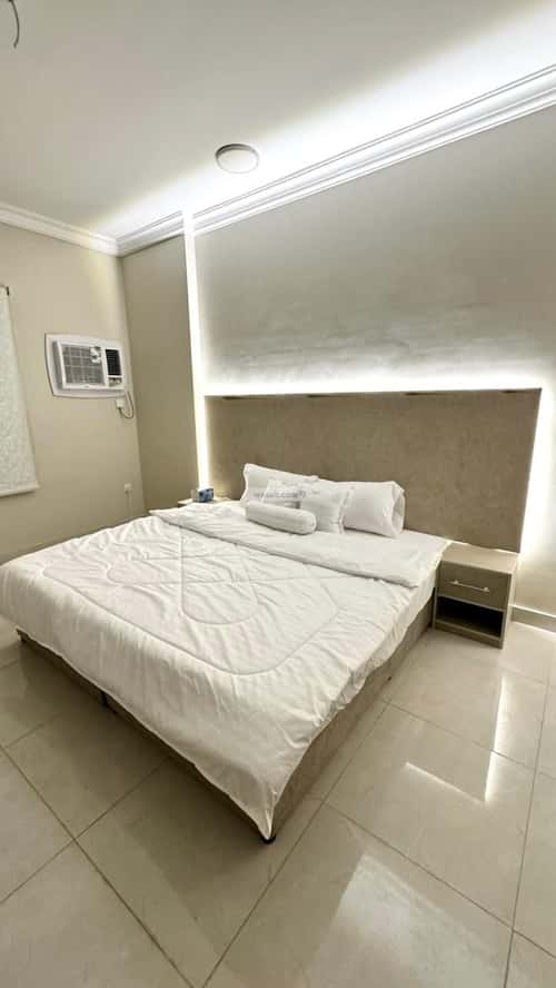 Building 550 SQM with 7 Floors Al Khalidiyah, Madinah