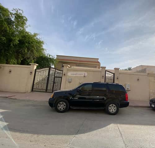 Villa 839.36 SQM Facing North on 13m Width Street Ash-Shifa, South Riyadh, Riyadh