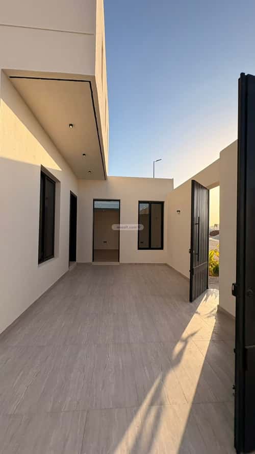 Floor 400 SQM with 5 Bedrooms Al-Jisah, Madinah