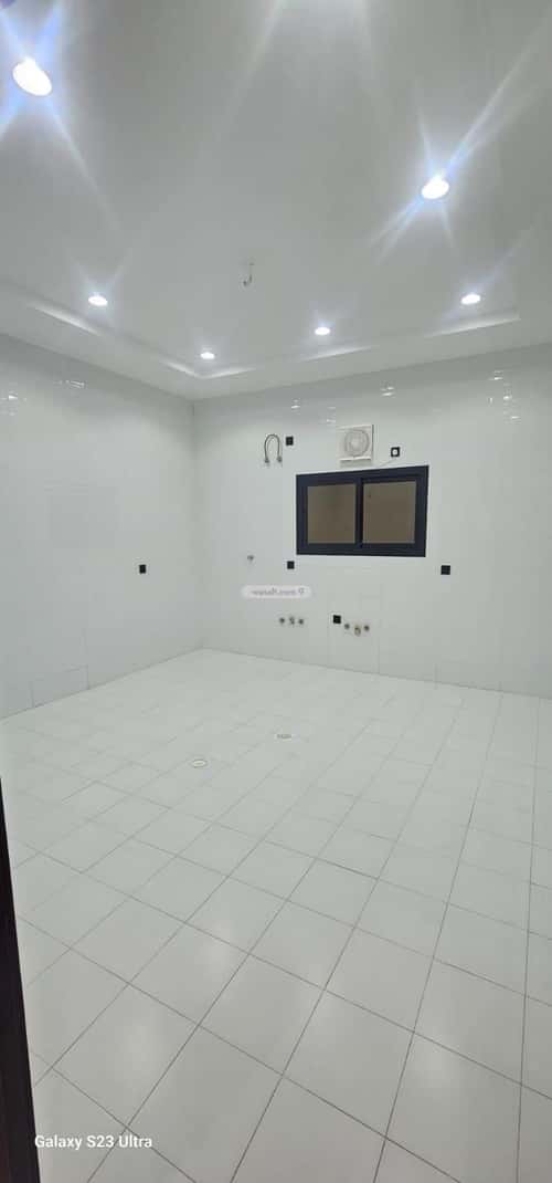 Villa 400 SQM Facing North West on 32m Width Street Al Frosyah, East Jeddah, Jeddah