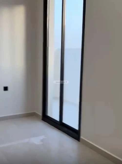 Floor 194.07 SQM with 3 Bedrooms Al-Janadriyah, East Riyadh, Riyadh