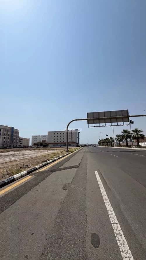 Land 1000 SQM Facing East on 45m Width Street The Beach, Jazan