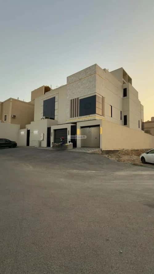 Floor 211.86 SQM with 4 Bedrooms Twaeeq, West Riyadh, Riyadh