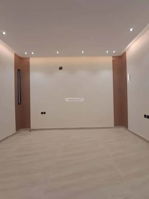 Villa 302.35 SQM Facing South on 20m Width Street Middle Al-Uraija, West Riyadh, Riyadh