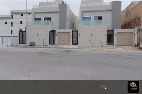 فيلا 250 متر مربع جنوبية على شارع 20م الشراع، الخبر