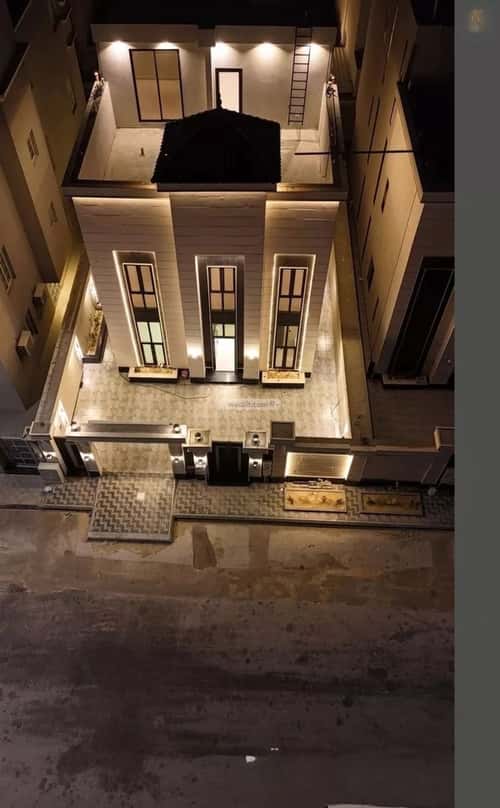 فيلا 331.25 متر مربع شمالية على شارع 15م الصواري، الخبر