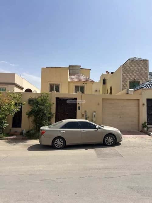 فيلا 455 متر مربع غربية على شارع 15م الوادي، شمال الرياض، الرياض